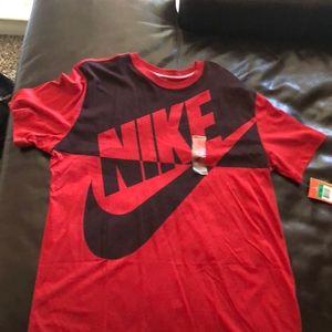 Brand new Nike Air Men’s T-Shirt